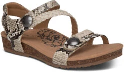 Aetrex Women's Jillian 19 Aetrex Women's Jillian -Aetrex Store aetrex womens jillian snake sc497w 47054.1714057722