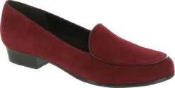 Munro Mallory 13 Munro Mallory -Aetrex Store munro mallory cranberry suede m206236 34615.1555030943