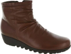 Munro Riley 9 Munro Riley -Aetrex Store munro riley tobacco leather m592041 94943.1579638684