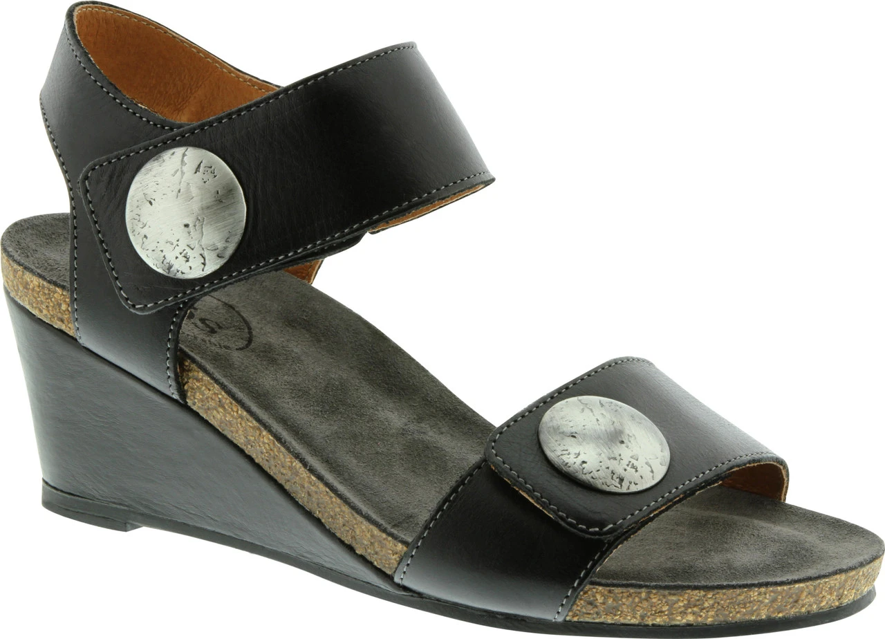 Taos Carousel 2 3 Taos Carousel 2