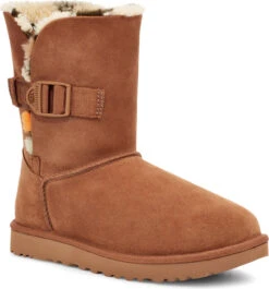 UGG Women's Bailey Buckle Cali Collage 7 UGG Women's Bailey Buckle Cali Collage -Aetrex Store ugg womens bailey buckle cali collage chestnut olive 1122720 ctol 34198.1611610212